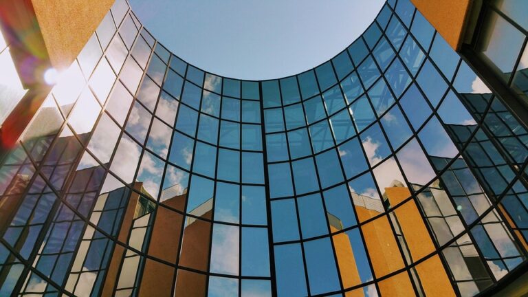 Kenapa Universitas Toronto Menjadi Pilihan Utama Bagi Banyak Mahasiswa Internasional